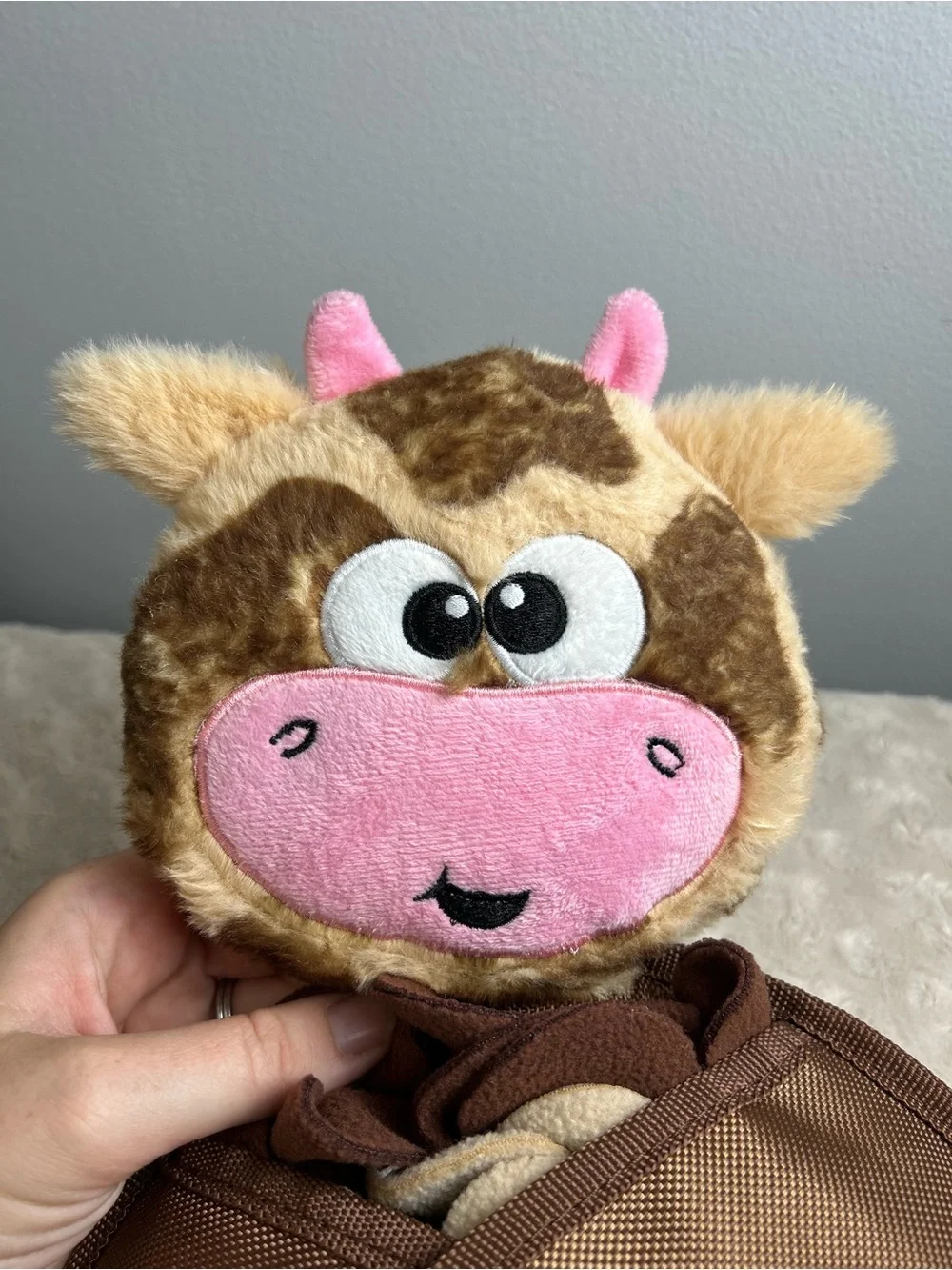Outward Hound Snuffle Palz Cow Plush Stuffed Puzzle Dog Toy Brown Tan